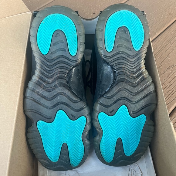 Air Jordan 11 Retro Gamma Blue (GS) - 5.5 Youth or Woman 7. - Picture 11 of 14